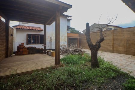 Casa para alugar com 380m², 3 quartos e 5 vagasPátio