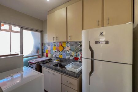 Apartamento à venda com 47m², 1 quarto e 1 vagaCozinha e área de serviço