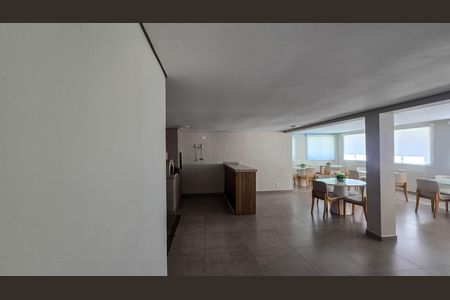 Apartamento para alugar com 40m², 2 quartos e 1 vaga Apartamento para alugar com 40m², 2 quartos e 1 vagaÁrea comum - Salão de festas