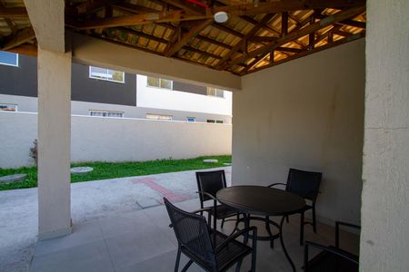 Apartamento para alugar com 40m², 2 quartos e 1 vaga Apartamento para alugar com 40m², 2 quartos e 1 vagaÁrea comum - Churrasqueira