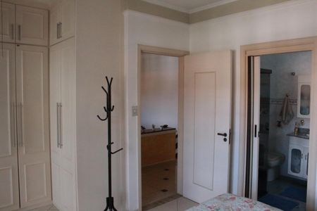 Casa à venda com 320m², 3 quartos e 6 vagasSuíte