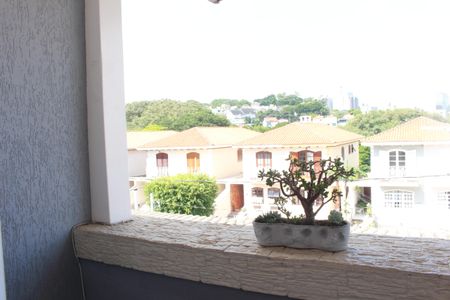 Casa à venda com 320m², 3 quartos e 6 vagasVaranda do Escritório