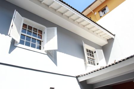 Casa à venda com 320m², 3 quartos e 6 vagasJanela Externa