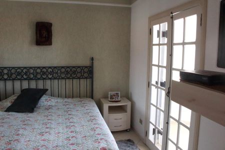 Casa à venda com 320m², 3 quartos e 6 vagasSuíte