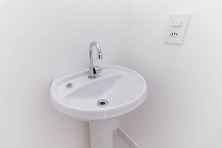 Apartamento para alugar com 44m², 2 quartos e sem vagaBanheiro