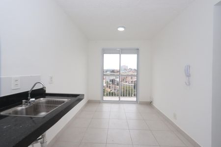 Apartamento para alugar com 2 quartos, 44m² em Parque Sao Rafael, São Paulo