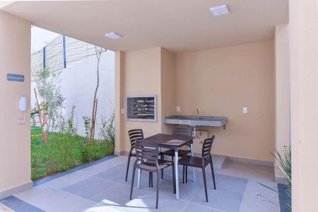 Apartamento para alugar com 44m², 2 quartos e sem vagaÁrea comum - Churrasqueira