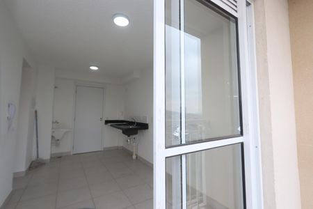 Sacada de apartamento para alugar com 2 quartos, 44m² em Parque Sao Rafael, São Paulo
