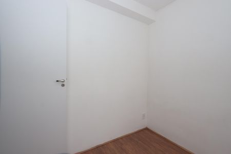 Quarto 2 de apartamento para alugar com 2 quartos, 44m² em Parque Sao Rafael, São Paulo