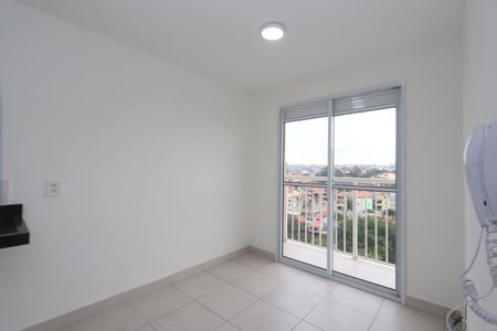 Sala de apartamento para alugar com 2 quartos, 44m² em Parque Sao Rafael, São Paulo
