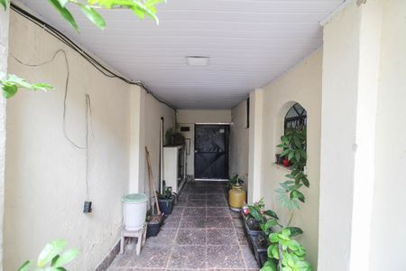 Casa para alugar com 150m², 2 quartos e 1 vagaEntrada