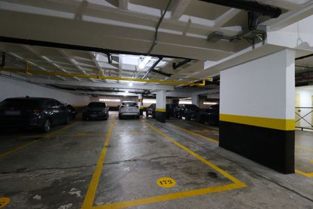 Apartamento à venda com 144m², 3 quartos e 4 vagasGaragem