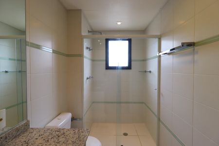Apartamento à venda com 144m², 3 quartos e 4 vagasBanheiro da Suíte Master