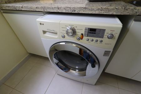 Apartamento à venda com 144m², 3 quartos e 4 vagasÁrea de Serviço - Lavadora