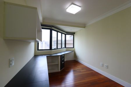 Apartamento à venda com 144m², 3 quartos e 4 vagasSuíte 1