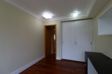 Apartamento à venda com 144m², 3 quartos e 4 vagasSuíte 1