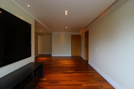 Apartamento à venda com 144m², 3 quartos e 4 vagasSala de TV