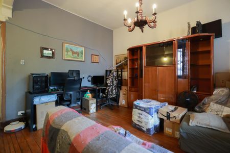 Casa à venda com 160m², 3 quartos e 1 vaga Casa à venda com 160m², 3 quartos e 1 vagaSala