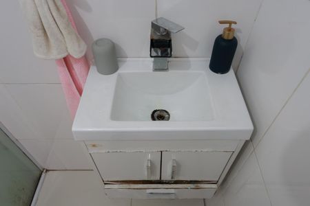 Casa à venda com 160m², 3 quartos e 1 vaga Casa à venda com 160m², 3 quartos e 1 vagaBanheiro da Suíte 1