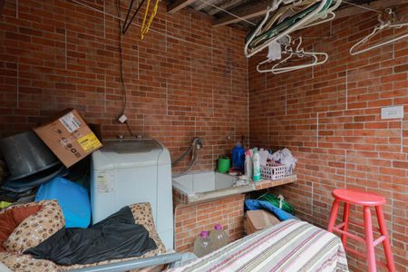 Casa à venda com 160m², 3 quartos e 1 vaga Casa à venda com 160m², 3 quartos e 1 vagaÁrea de serviço e de lazer