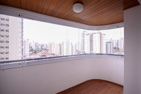 Apartamento para alugar com 86m², 3 quartos e 2 vagasVaranda