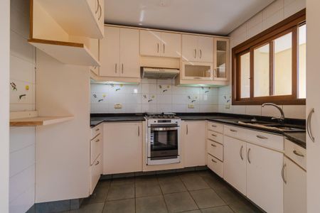 Casa de condomínio para alugar com 317m², 3 quartos e 3 vagasCozinha