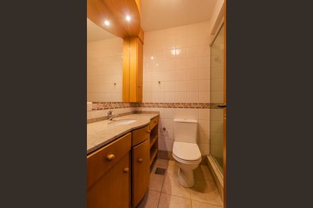 Casa de condomínio para alugar com 317m², 3 quartos e 3 vagasQuarto 3 - Suíte