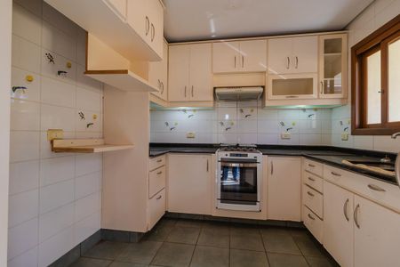 Casa de condomínio para alugar com 317m², 3 quartos e 3 vagasCozinha