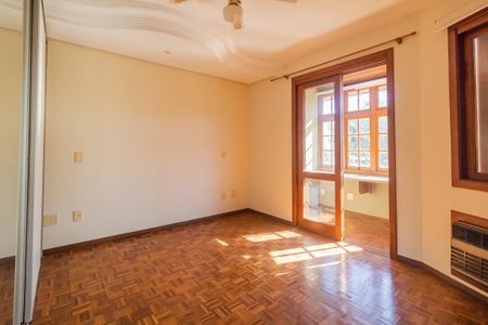 Casa de condomínio para alugar com 317m², 3 quartos e 3 vagasQuarto 1