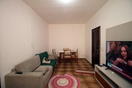 Apartamento à venda com 101m², 2 quartos e 1 vagaSala