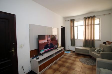 Apartamento à venda com 101m², 2 quartos e 1 vagaSala