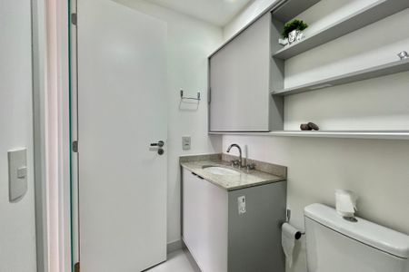 Apartamento à venda com 29m², 1 quarto e sem vaga Apartamento à venda com 29m², 1 quarto e sem vagaBanheiro da Suíte