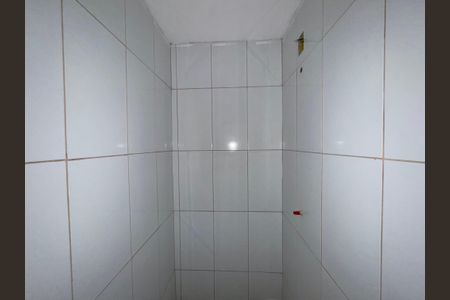 Casa de condomínio à venda com 200m², 3 quartos e 1 vaga Casa de condomínio à venda com 200m², 3 quartos e 1 vagaBanheiro Social 2