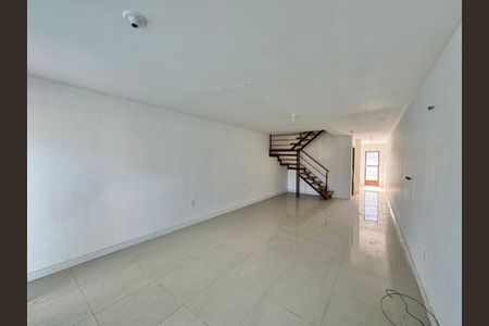 Casa de condomínio à venda com 200m², 3 quartos e 1 vaga Casa de condomínio à venda com 200m², 3 quartos e 1 vagaSala