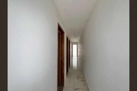 Casa de condomínio à venda com 200m², 3 quartos e 1 vaga Casa de condomínio à venda com 200m², 3 quartos e 1 vagaCorredor