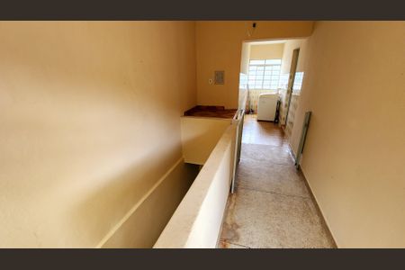 Casa à venda com 175m², 2 quartos e 2 vagasCorredor