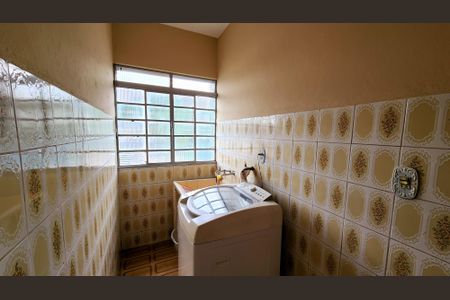 Casa à venda com 175m², 2 quartos e 2 vagasÁrea de Serviço