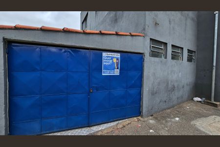 Casa à venda com 175m², 2 quartos e 2 vagasFachada - placa