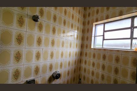 Casa à venda com 175m², 2 quartos e 2 vagasBanheiro Social