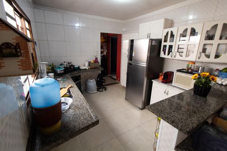 Casa à venda com 147m², 2 quartos e 2 vagasCozinha