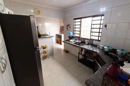 Casa à venda com 147m², 2 quartos e 2 vagasCozinha