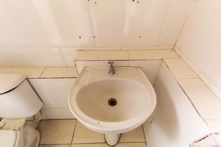 Casa para alugar com 70m², 1 quarto e sem vaga Casa para alugar com 70m², 1 quarto e sem vagaBanheiro