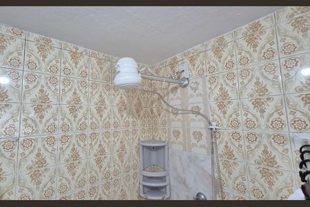 Casa à venda com 136m², 3 quartos e 1 vagaBanheiro - Casa 2