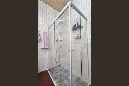 Casa à venda com 136m², 3 quartos e 1 vagaBanheiro