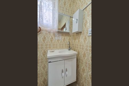 Casa à venda com 136m², 3 quartos e 1 vagaBanheiro - Casa 2