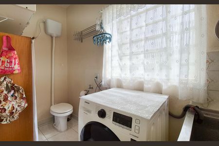 Casa à venda com 136m², 3 quartos e 1 vagaLavanderia