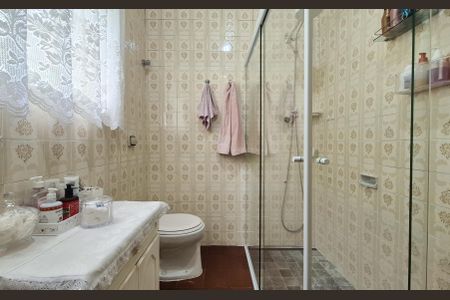 Casa à venda com 136m², 3 quartos e 1 vagaBanheiro