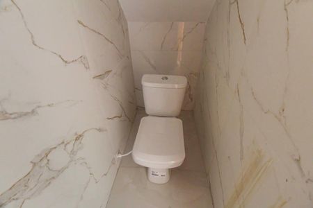 Casa à venda com 117m², 3 quartos e 2 vagasLavabo