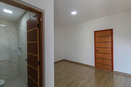 Casa à venda com 117m², 3 quartos e 2 vagasSuite
