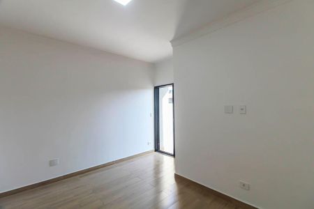 Casa à venda com 117m², 3 quartos e 2 vagasSuite